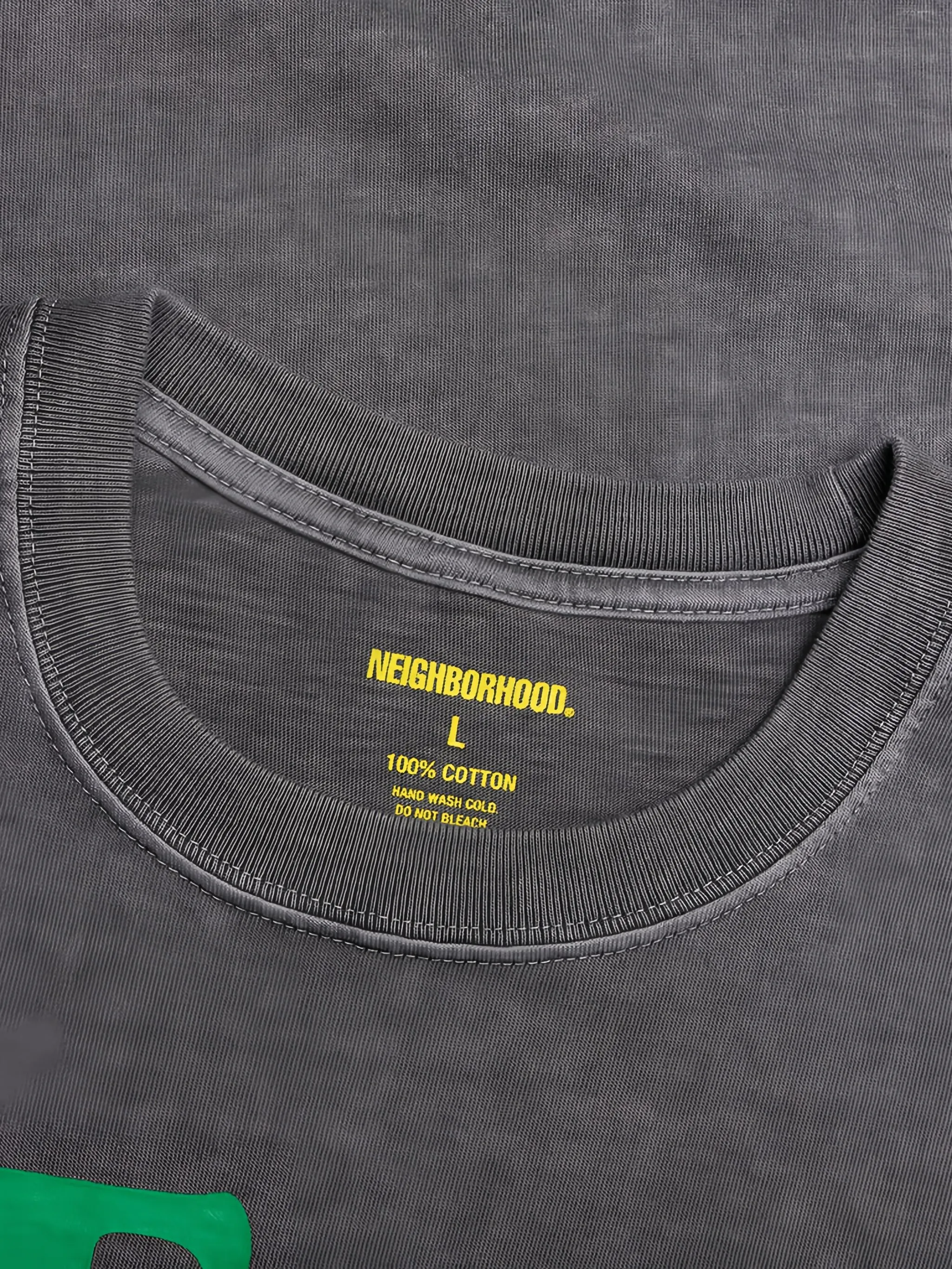 

Футболка с графичным принтом Neighborhood, серый