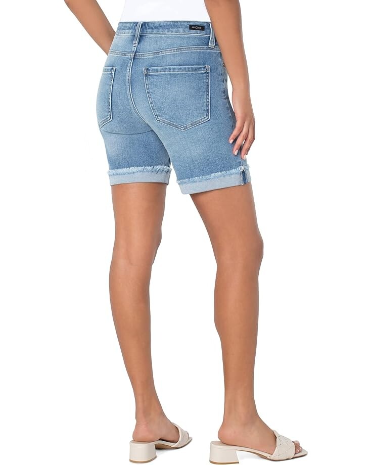 

Шорты Liverpool Los Angeles Marley Girlfriend Shorts w/ Fray Cuff in Monet, цвет Monet