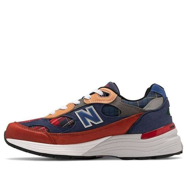 

Концепты кроссовок x 992 сделано в сша New Balance, красный