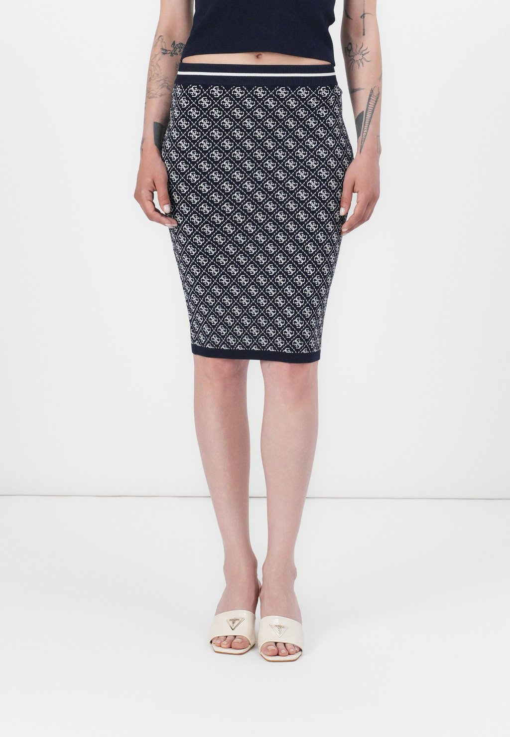 

Юбка-карандаш LISE SKIRT Guess, темно-синий