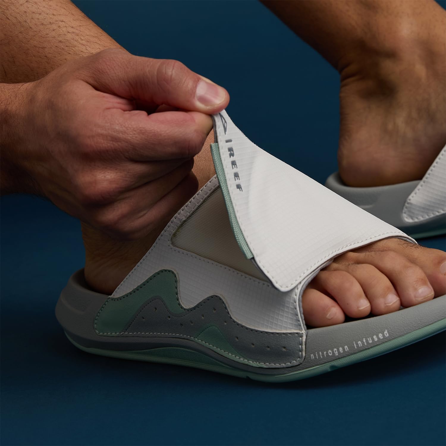 Мужские сандалии REEF Cruiser Slide, белый/бежевый/светло-белый — фото 4