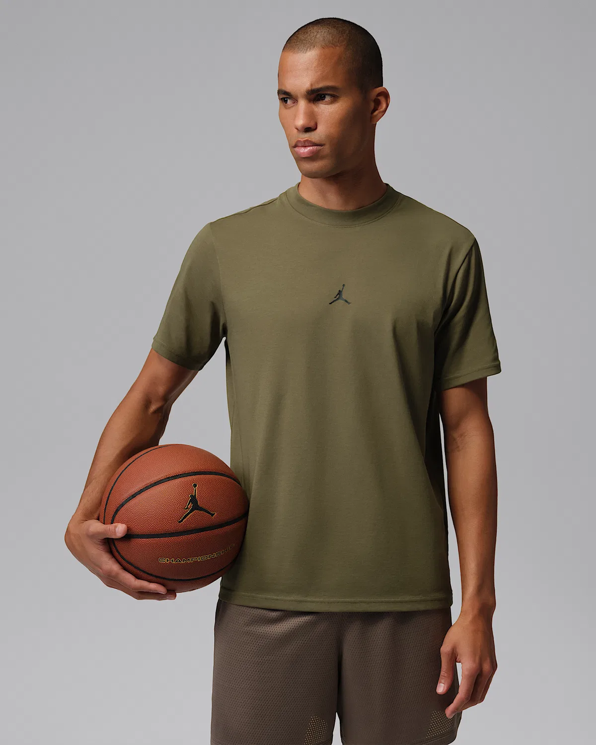Мужская футболка Dri-FIT Jumpman Jordan Sport, Medium Olive/Black
