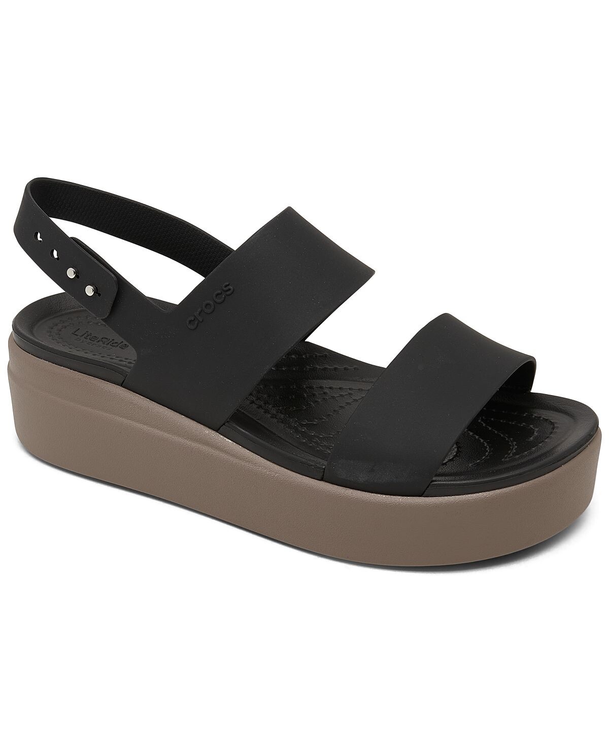 Женские босоножки на низкой танкетке Brooklyn от Finish Line Crocs