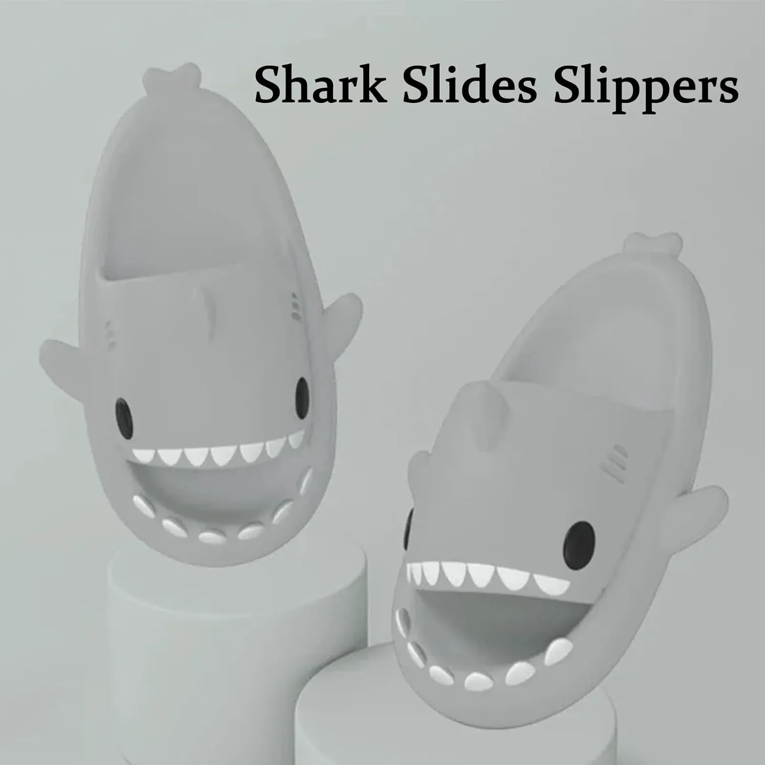 Шлепанцы Sharllen Shark для женщин и мужчин с милым забавным мультяшным дизайном, противоскользящие, с открытым носком, легкие летние шлепанцы с акулой, светло-серый — фото 4