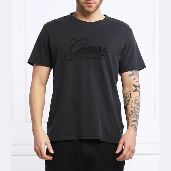 

Футболка Barry классического кроя Guess, черный