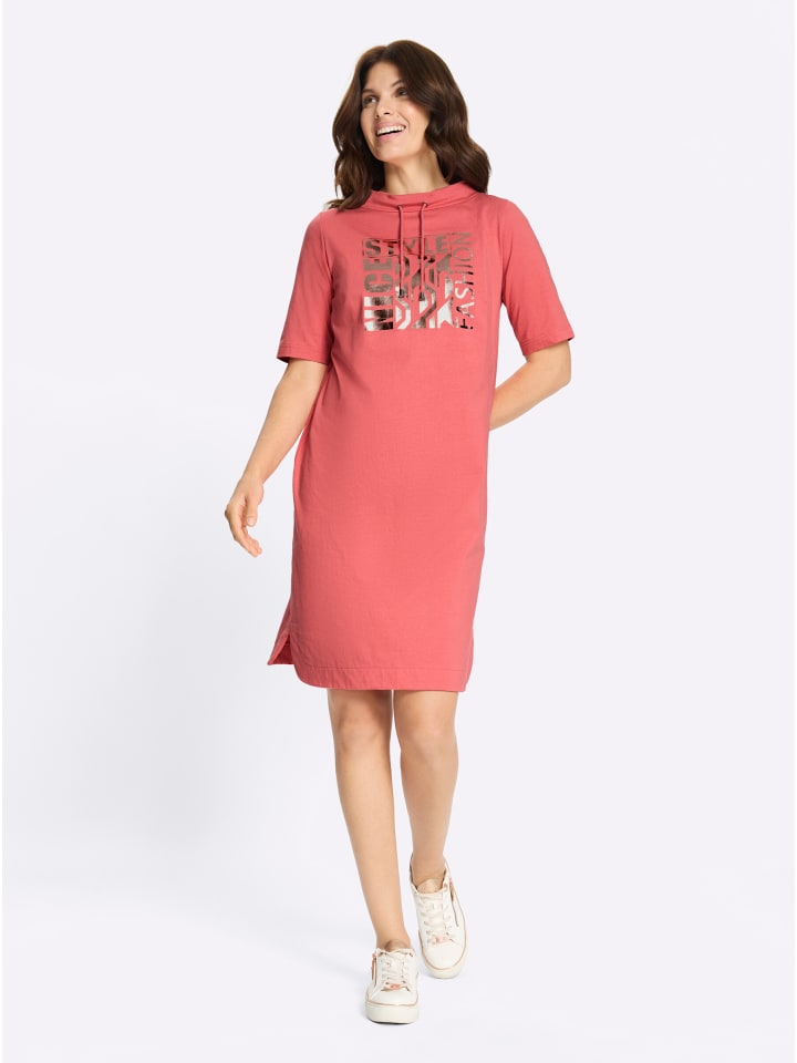 

Sieh an! Трикотажное платье кораллового цвета