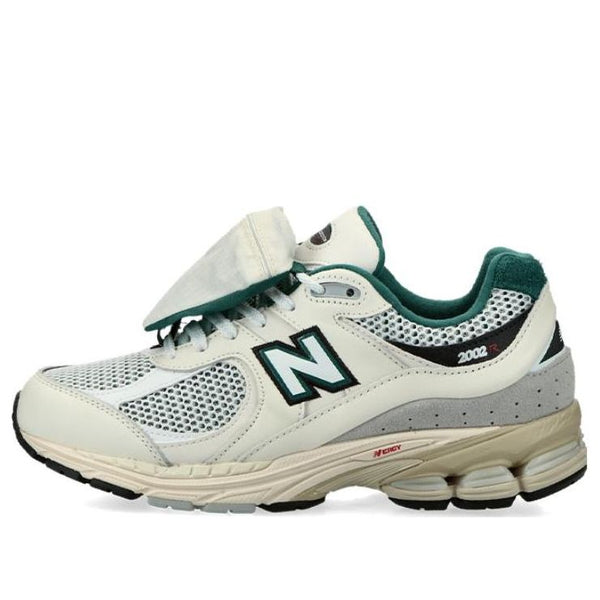 

Кроссовки 2002р New Balance, бежевый