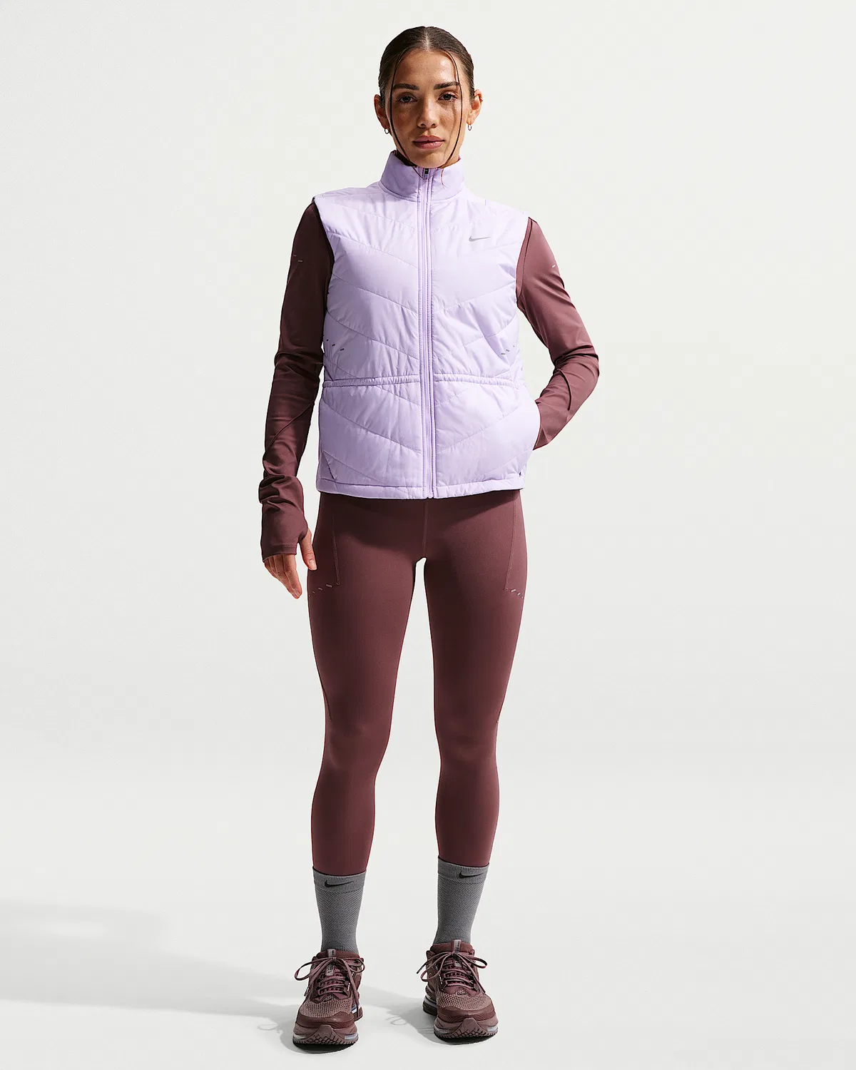 Женский жилет для бега Nike Swift Therma-FIT, Violet Mist — фото 4