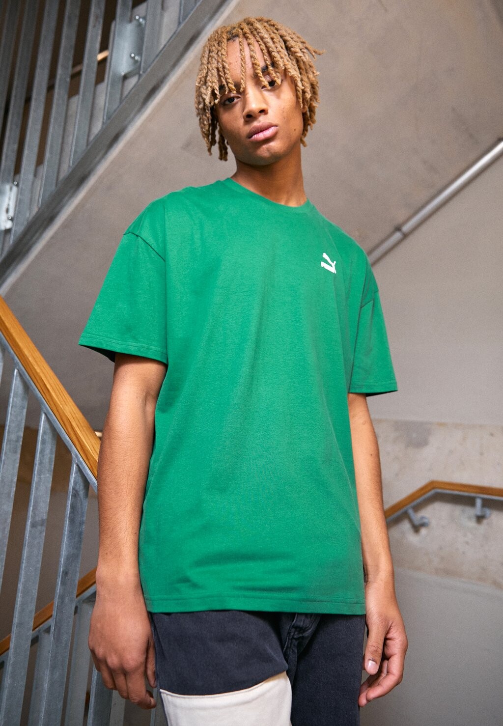 

Базовая футболка CLASSICS TEE Puma, зеленый