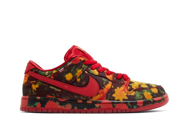 

Кроссовки Nike The Wizard of Oz x Dunk Low SB Poppy Field, красный