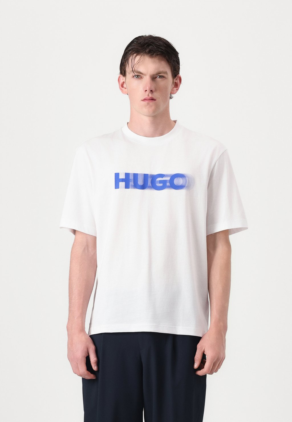 

Футболка с принтом NALAX HUGO, белый