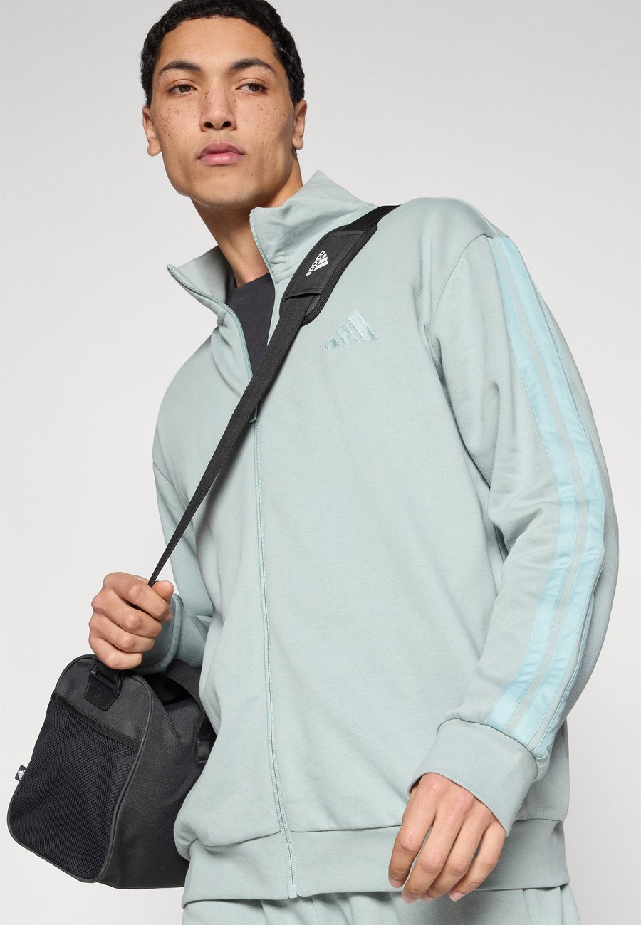 Спортивный костюм Adidas Sportswear SET, Sage/Light Green — фото 4