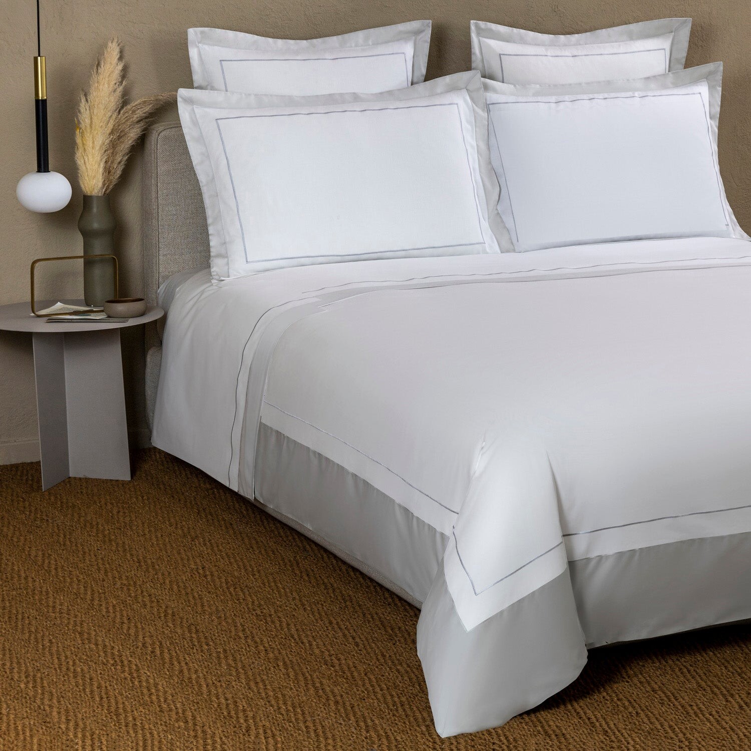 

Frette Essence Евро Шам, цвет White/Pearl Grey