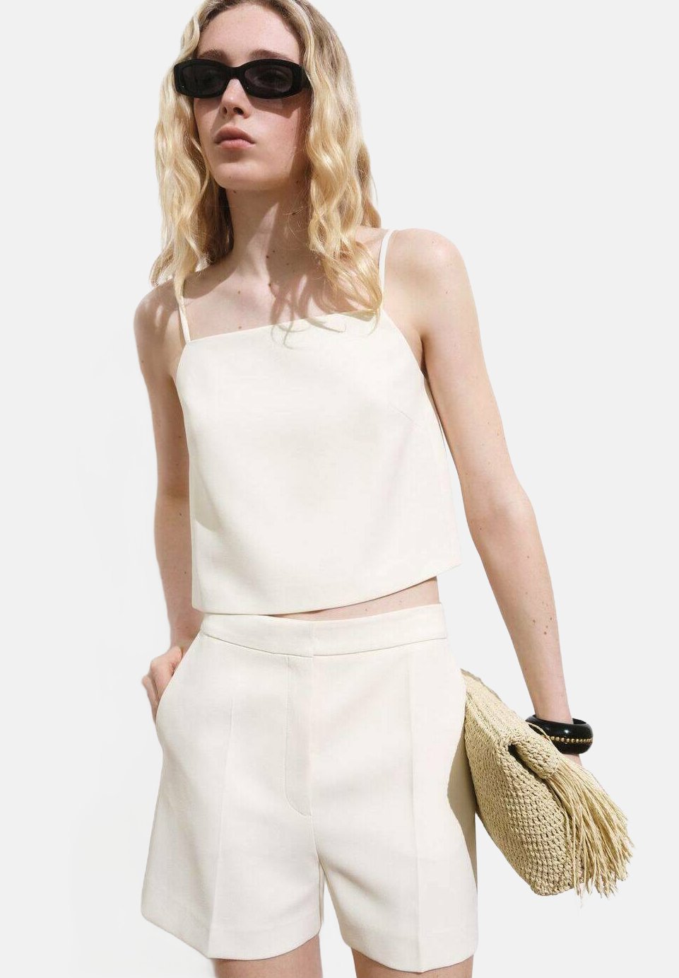 

Топ BUTTONED CROP Mango, бежевый