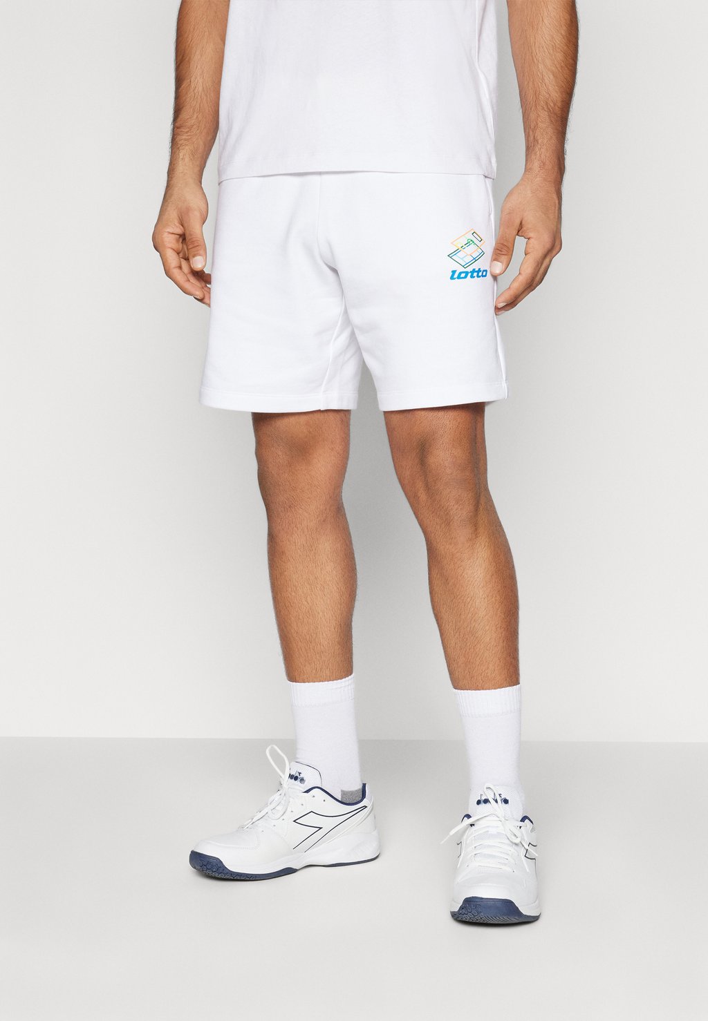 

Спортивные шорты SWEATSHORTS Lotto, белый