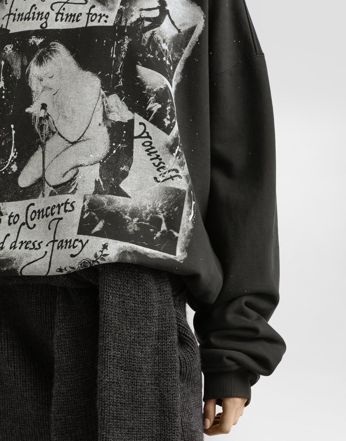 Свитшот Dolce & Gabbana Cotton Crew Neck With Print, черный — фото 4
