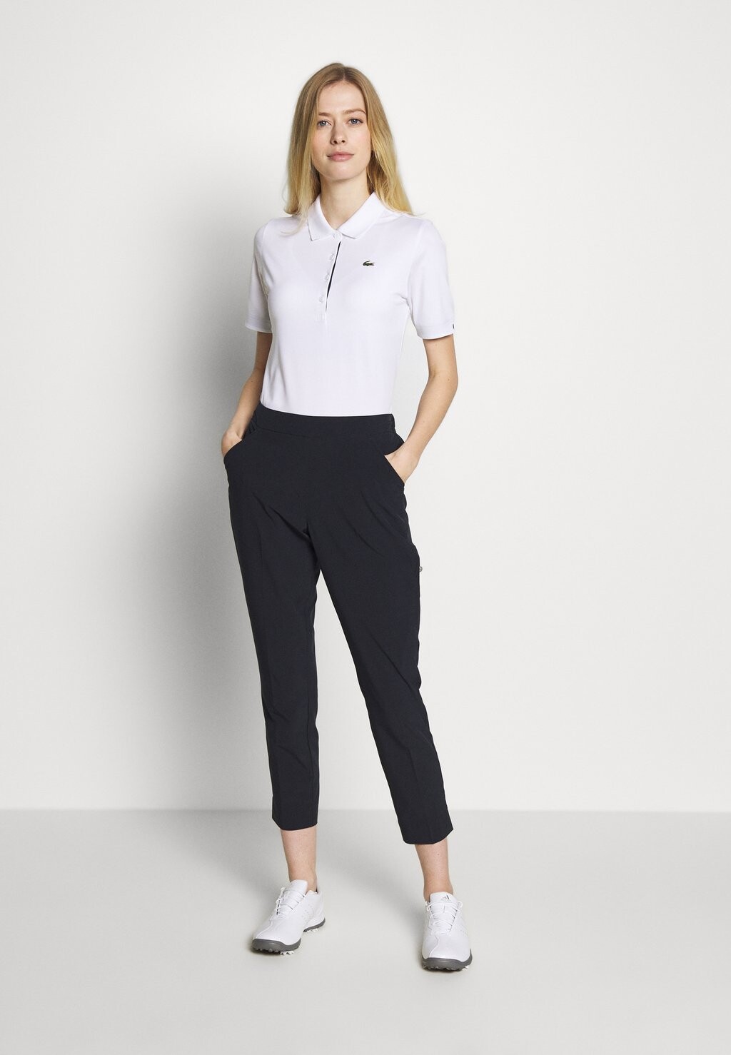 Футболка спортивная Lacoste, белая — фото 2