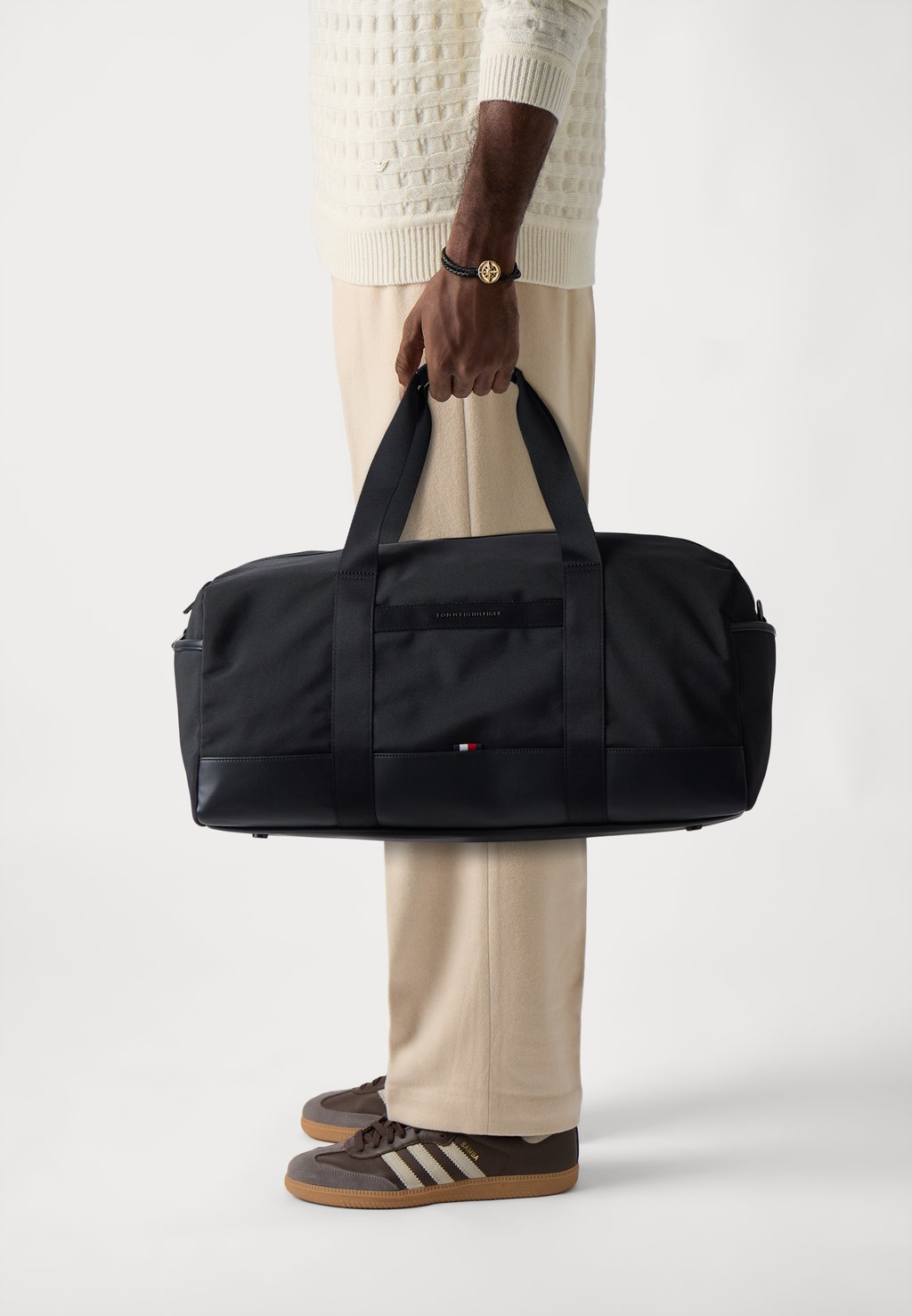 

Сумка выходного дня TRAVEL DUFFLE Tommy Hilfiger, черный
