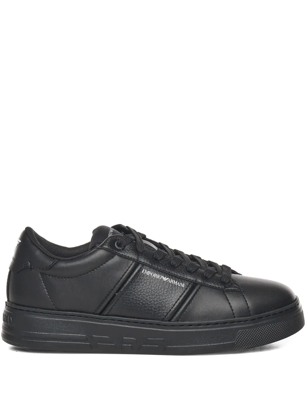 

Кожаные кроссовки на шнуровке EMPORIO ARMANI, черный