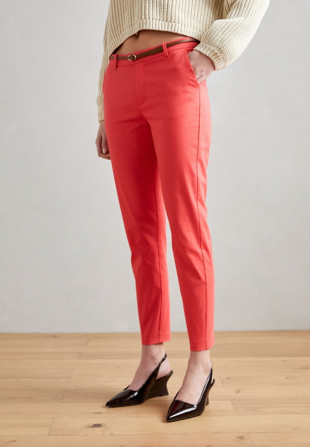 

Чино DAYS CIGARET PANTS b.young, цвет cayenne