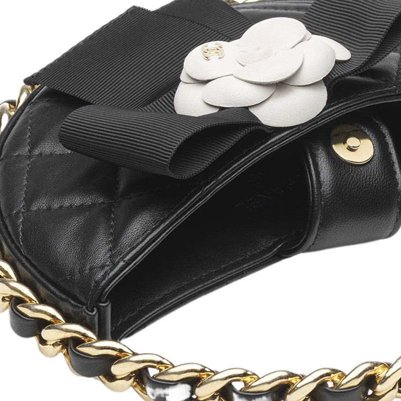 CHANEL Черная женская сумка-клатч круглая из овчины с кожаной отделкой — фото 4