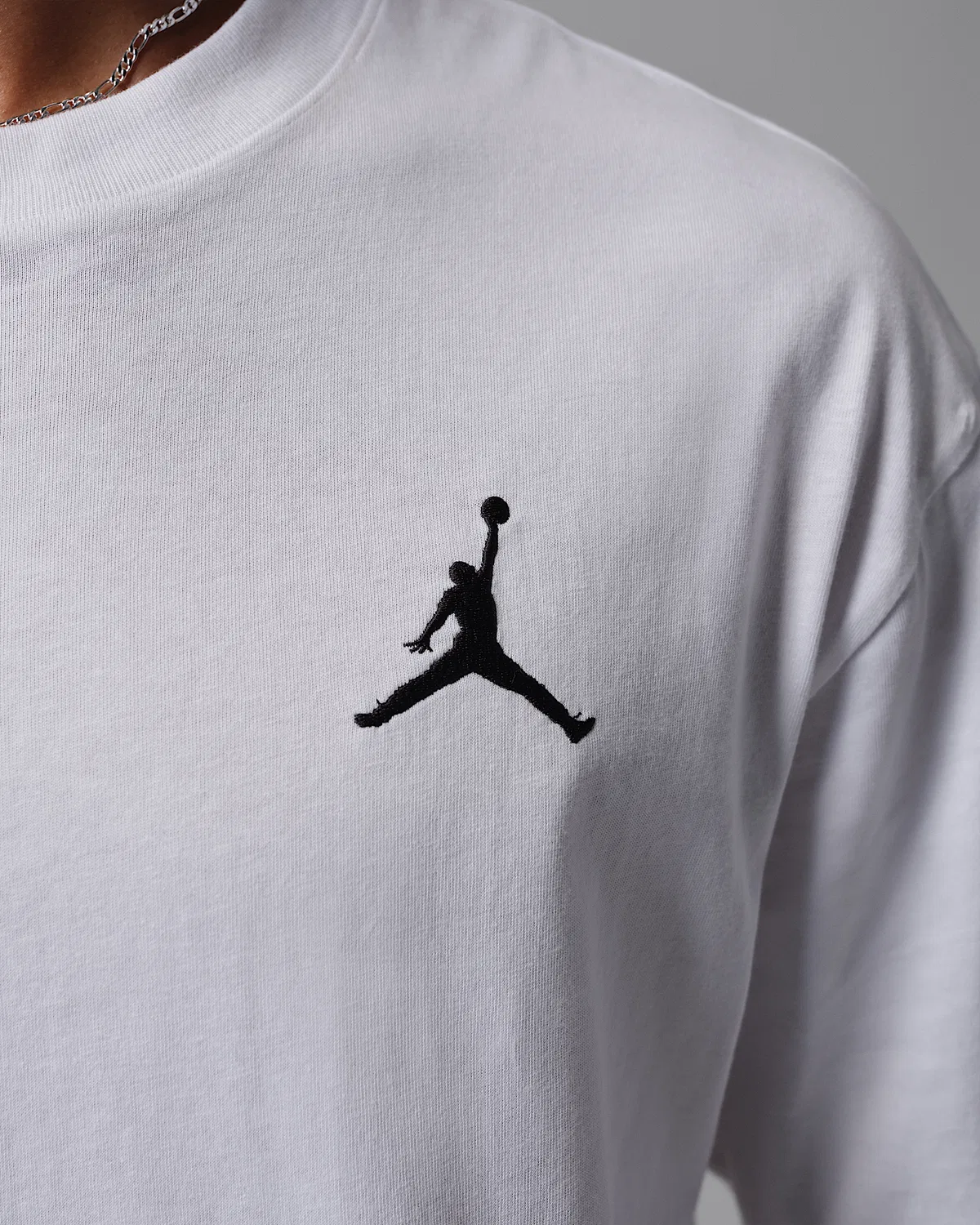 Мужская футболка Jordan с вышивкой Jumpman, White/Black — фото 4