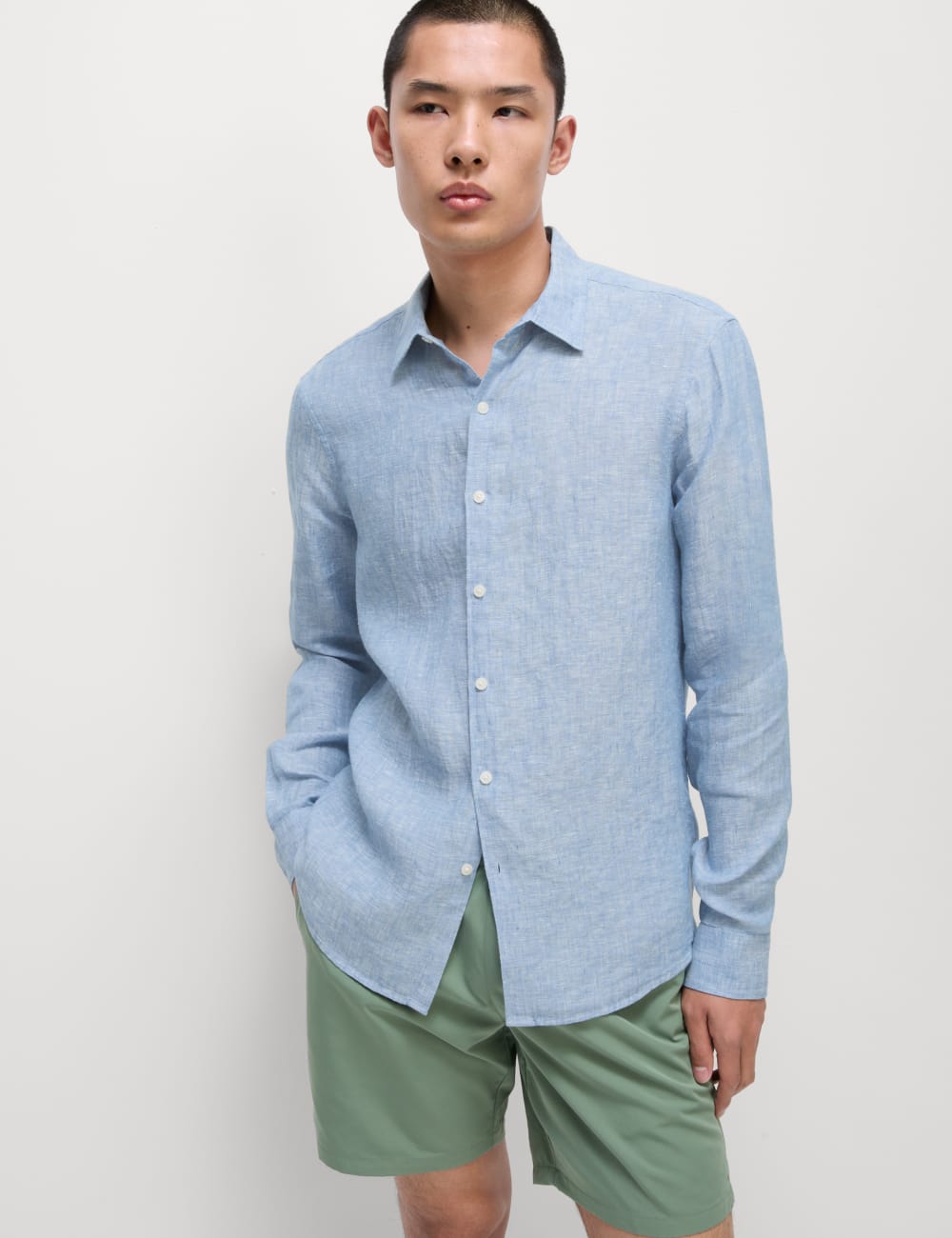 

Рубашка из чистого льна Marks & Spencer, цвет Chambray