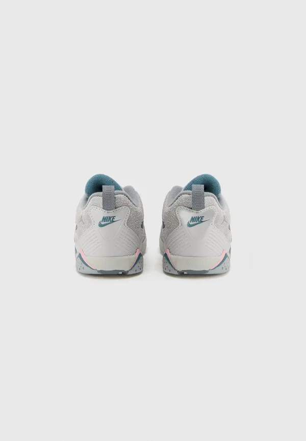 Кроссовки jordan 92 унисекс Jordan, Wolf Grey/Cool Grey/Iris Whisper/Neutral Grey/Iced Jade/Iced Carmine — фото 3