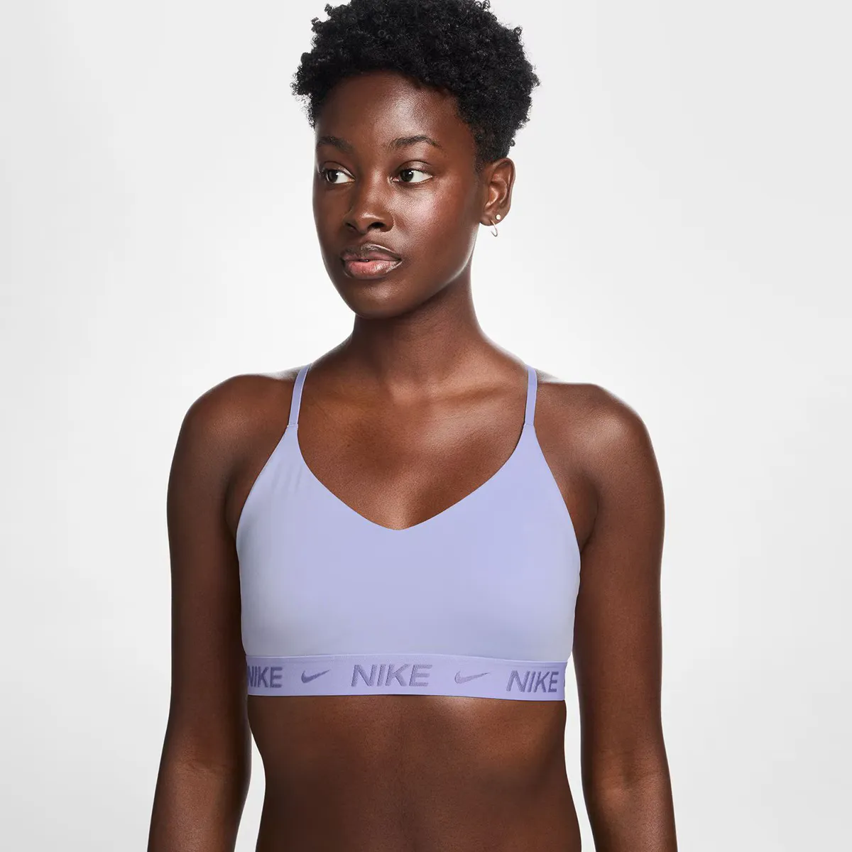 

Женская футболка Nike Indy Light Support, лиловый