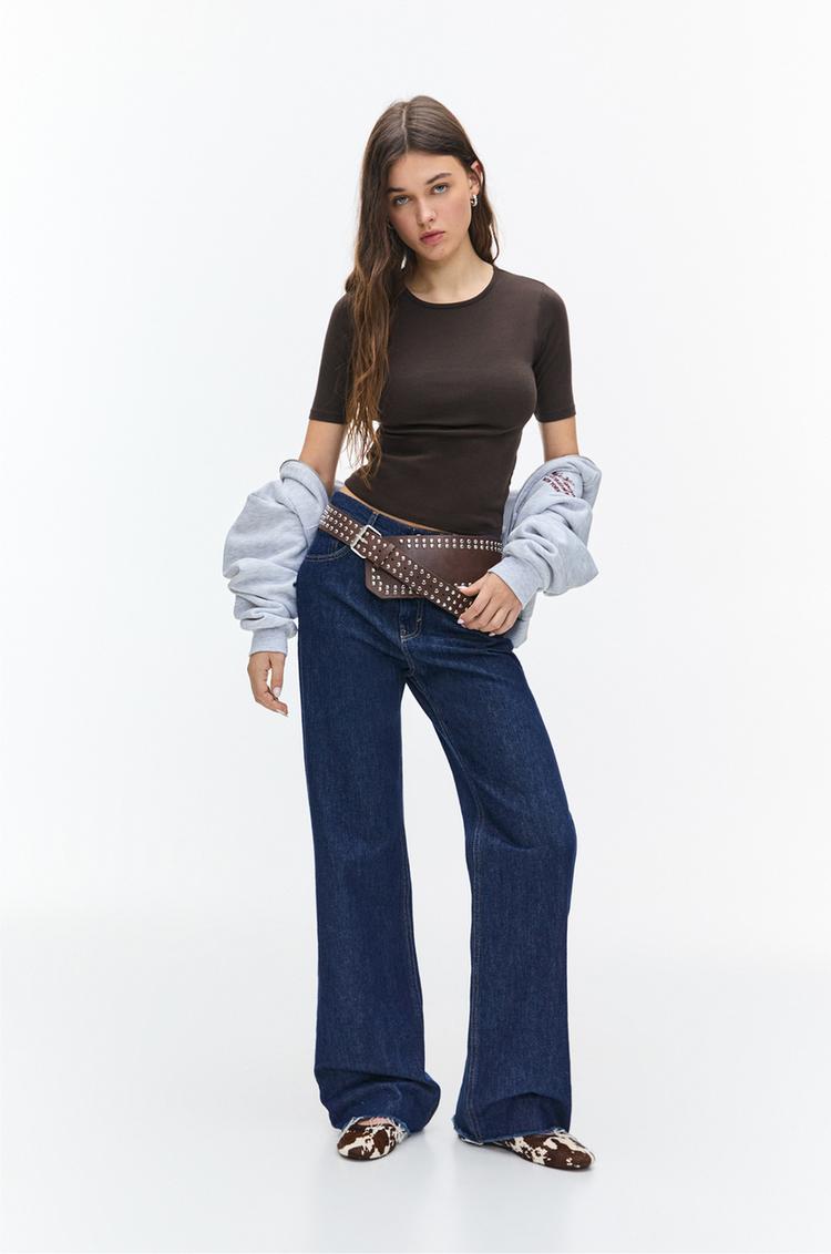 

Приталенная футболка с рукавом 3/4 Pull And Bear, коричневый