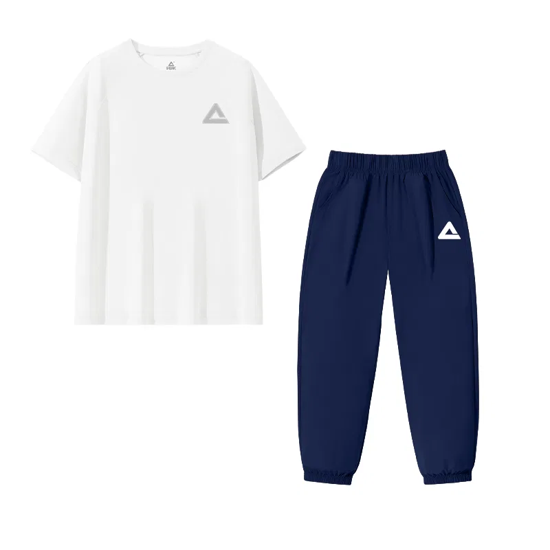 Спортивный костюм для детей PEAK Minimalist Style Label белый