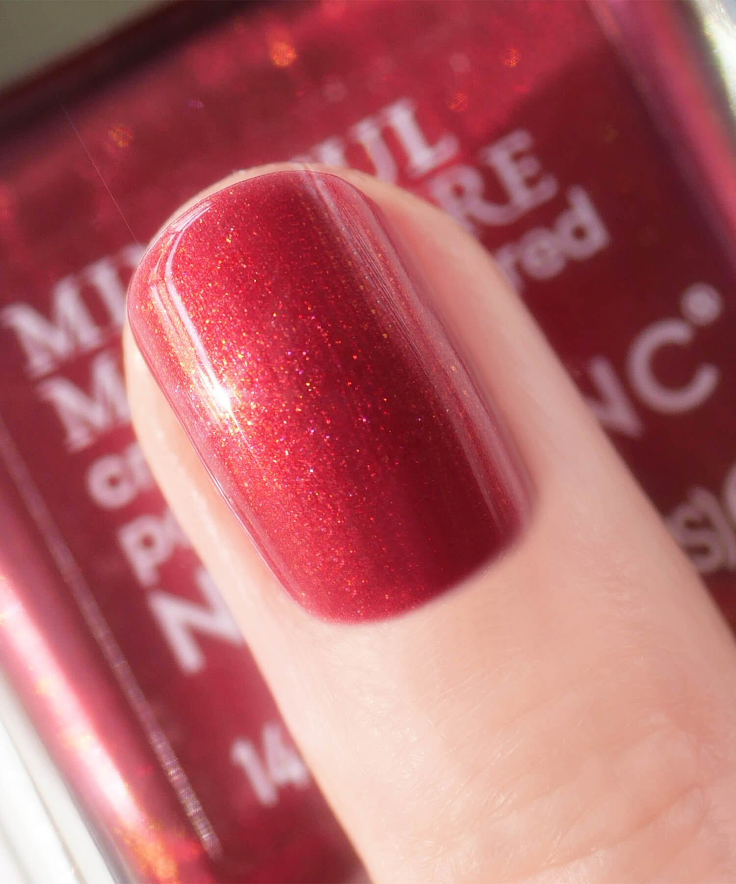 Лак для ногтей Маникюрный набор MINDFUL MANICURE Aligned to Shine Nails Inc, Very Red Shimmer — фото 2