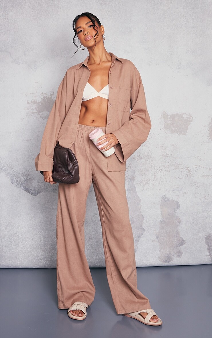 

PrettyLittleThing Широкие брюки оверсайз с карманами мокко и льняным эффектом