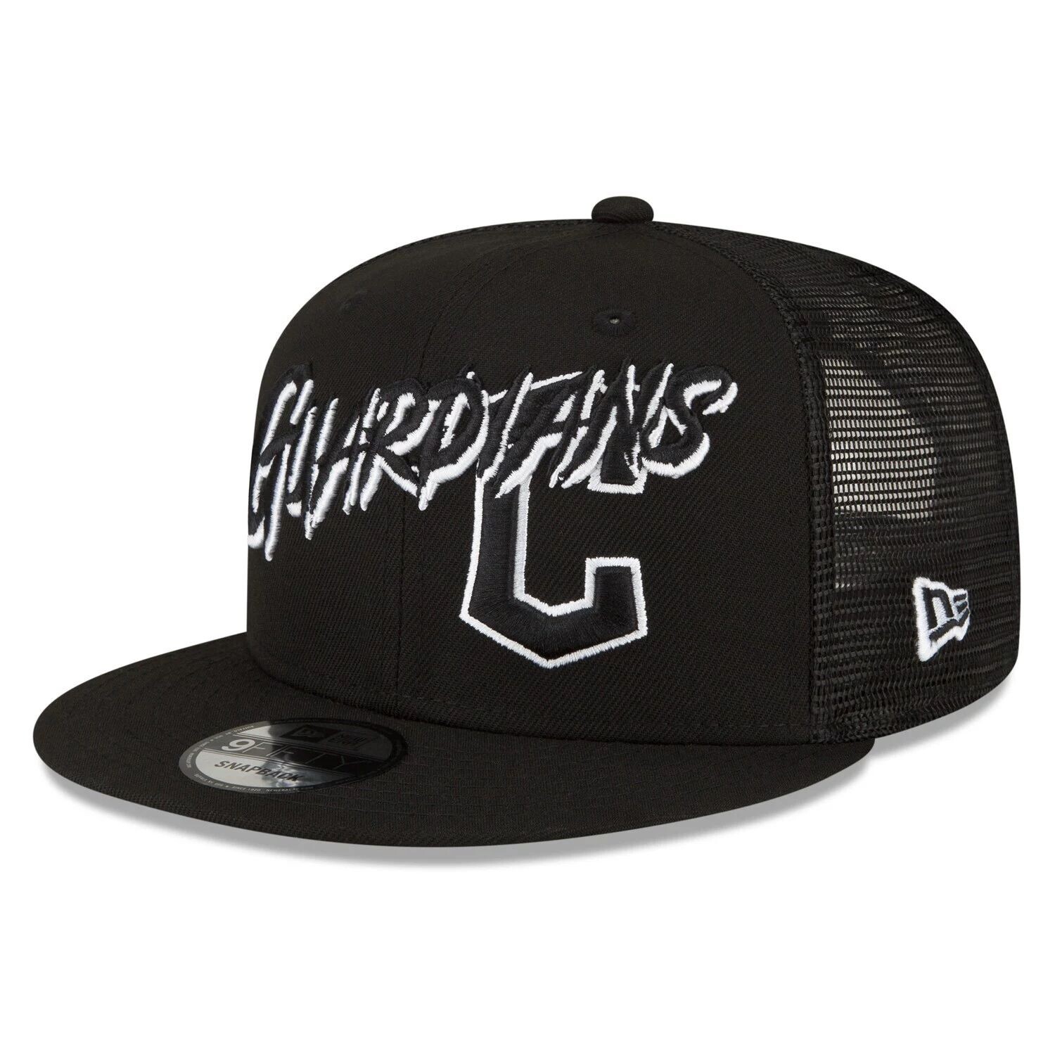 

Мужская черная кепка New Era Cleveland Guardians Street Trucker 9FIFTY Snapback