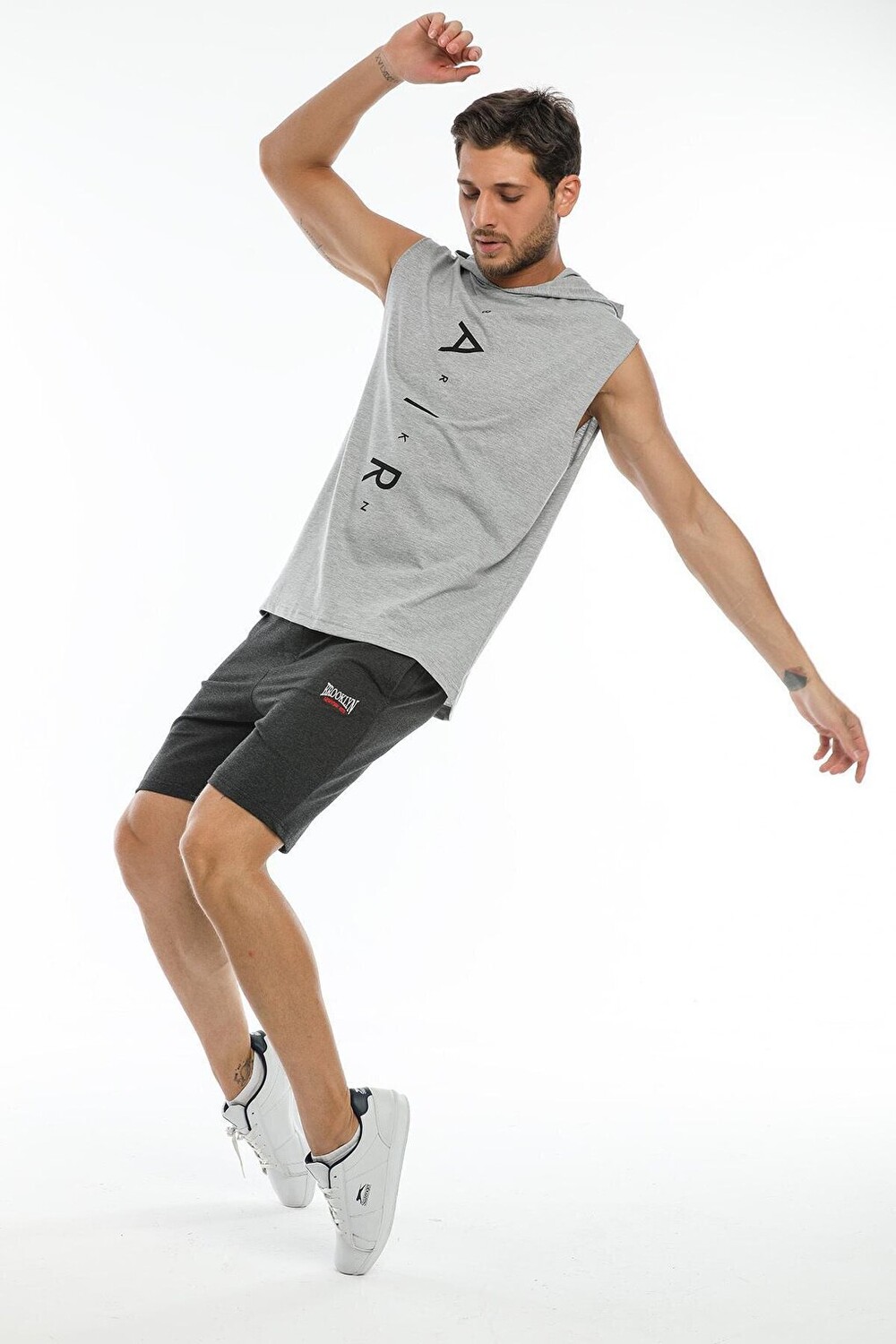 

Мужская футболка оверсайз с капюшоном и плотным принтом SPR21Y07 Süperlife, светло-серый