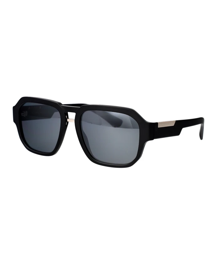

Стильные солнцезащитные очки модели 0dg4464. Dolce & Gabbana, черный