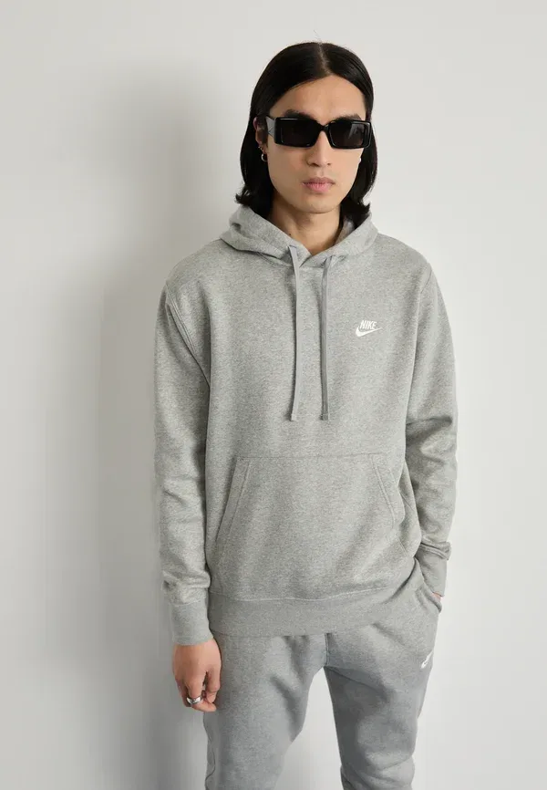 Толстовка Nike Sportswear Club Fleece, серый хизер/матовый серебристый/белый — фото 4
