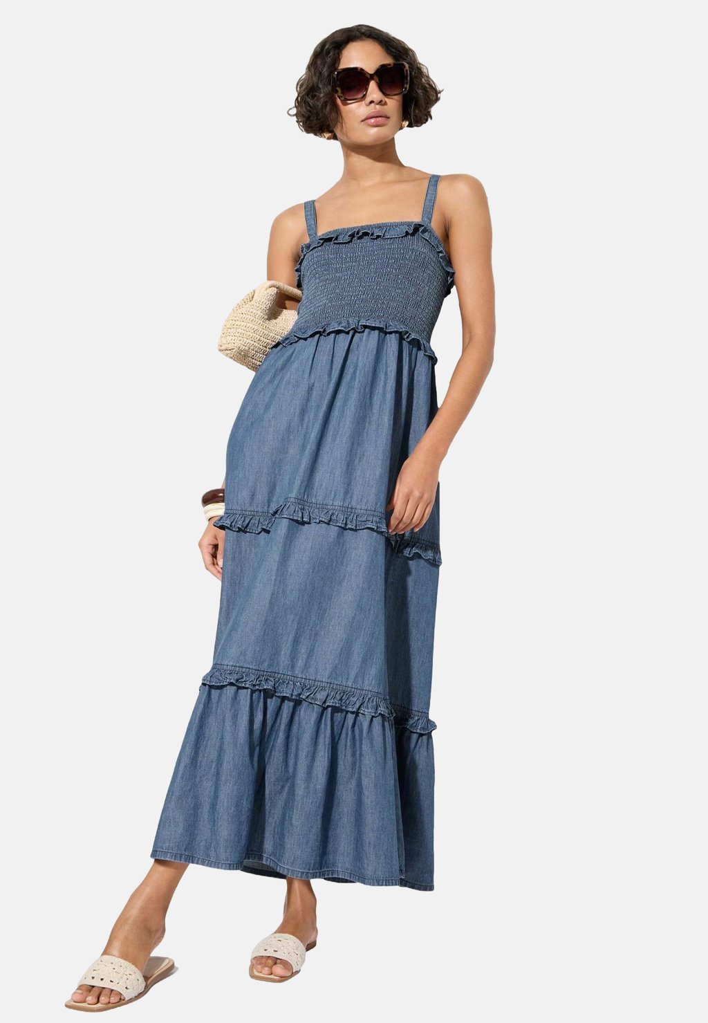 

Джинсовое платье PETITE FIT - Maxi dress Friends Like These, синий