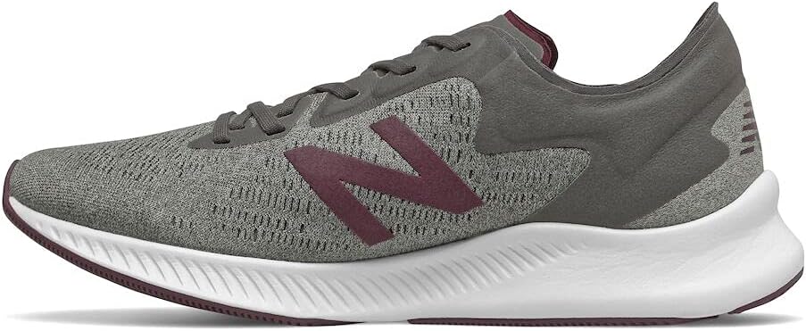 

Кроссовки для бега New Balance Mens Dynasoft Pesu V1, серый