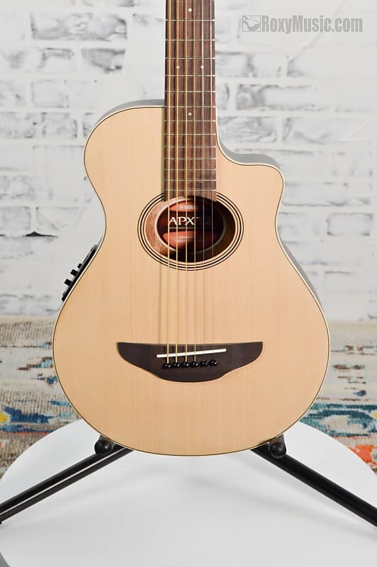 

Акустическая гитара Yamaha APXT2 3/4 Size Acoustic Electric Guitar Natural w/Gigbag
