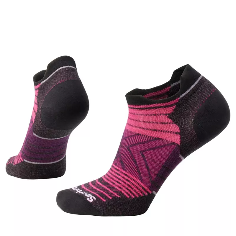 

Женские носки Smartwool для бега с низкой щиколоткой и полосками Zero Cushion, цвет Power Pink
