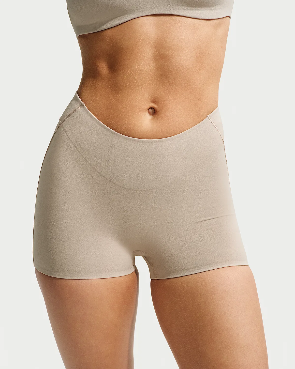 Женские шорты NikeSKIMS Studio Stretch 2", NSKM Linen/NSKM Linen — фото 2