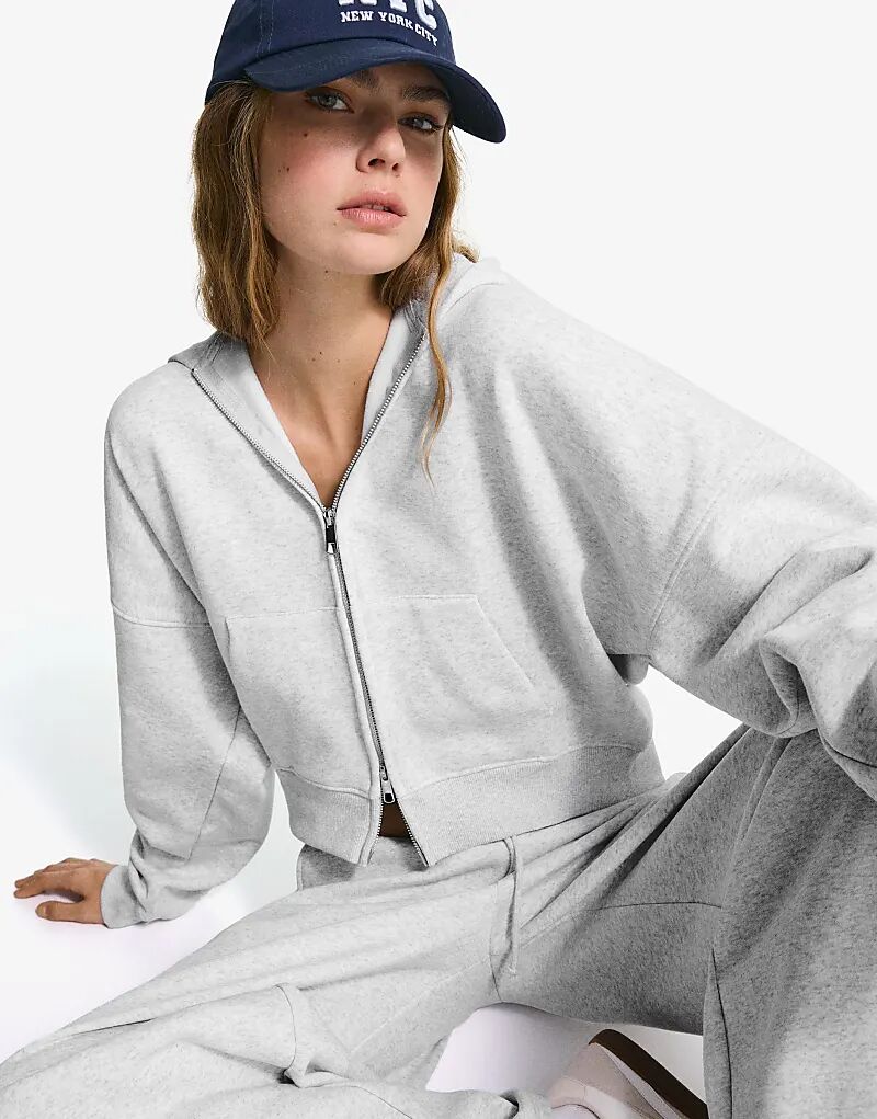 

Толстовка Bershka Oversize на молнии светло-серого цвета