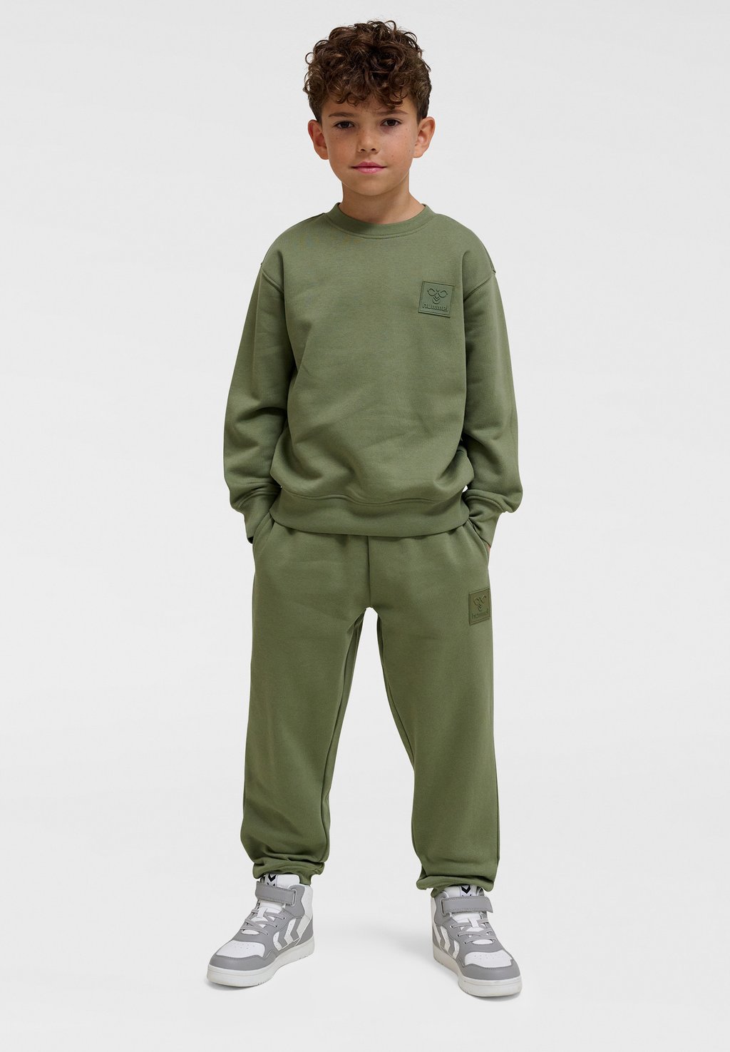 

Толстовка HMLCLEAN Hummel, оливковый