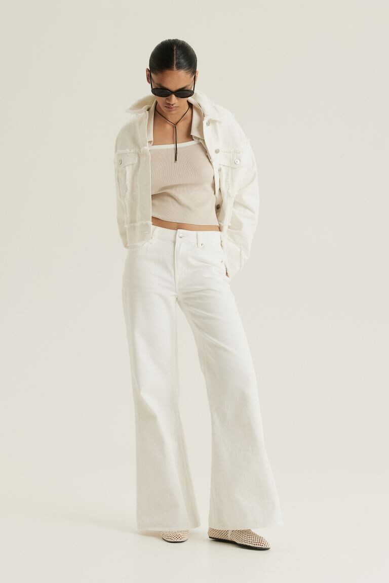 

Расклешенные джинсы классического кроя H&M, белый