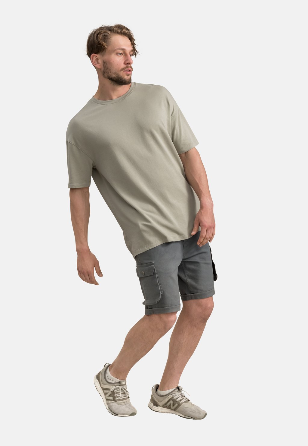 

Базовая футболка OVERSIZE KAFT, цвет Concrete