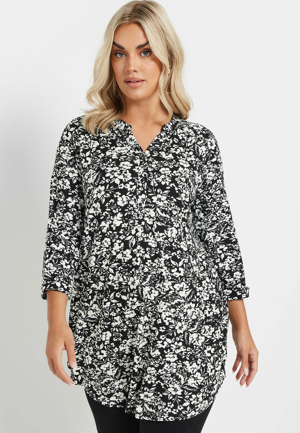 

Блуза FLORAL Yours Clothing, черный