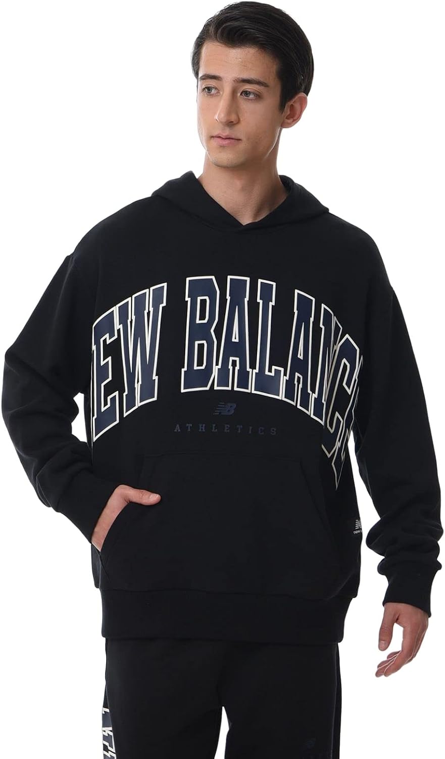 

Толстовка с капюшоном New Balance NB Athletics Warped Classics (UT31550), черный