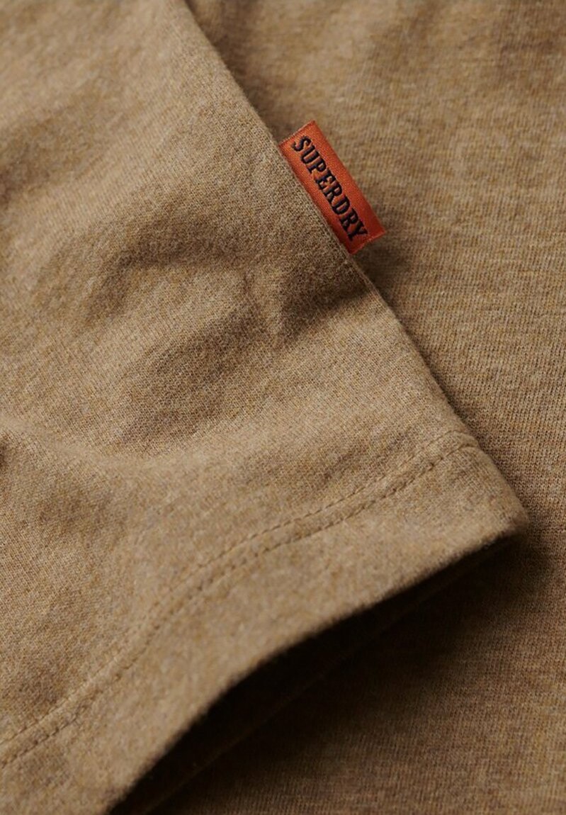Футболка базовая VINTAGE LOGO EMB Superdry, цвет buck tan brown marl — фото 4