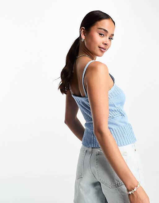 

Синяя трикотажная майка смешанного кроя с запахом ASOS DESIGN